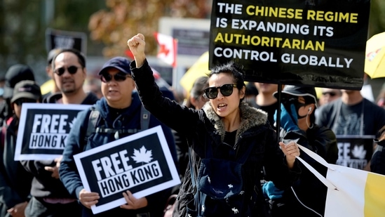 Supporters hold a rally in solidarity with Hong Kong protesters, in Vancouver, British Columbia, Canada September 29, 2019. (REUTERS)
