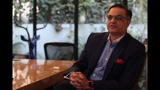 Hindustan Times Trailblazers Award 2021 presented by Ambience awardee Kapil Chopra, didn’t take any funds or charity for his initiative Charity Beds, to help connect Covid patients to hospitals that had vacant beds. (Photo:Shivam Saxena/HT) Hindustan Times Trailblazers Award 2021 presented by Ambience awardee Kapil Chopra, didn’t take any funds or charity for his initiative Charity Beds, to help connect Covid patients to hospitals that had vacant beds. (Photo:Shivam Saxena/HT)