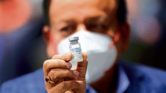 Bharat Biotech is planning smaller Covaxin vials to also better manage delivery. (MINT_PRINT) Bharat Biotech is planning smaller Covaxin vials to also better manage delivery. (MINT_PRINT)
