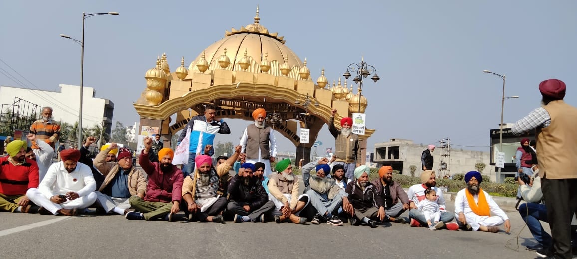 Farmers stage protest against farm laws. Farmers stage protest against farm laws.