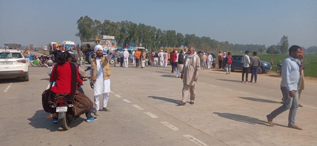 Farmers stage protest against three farm laws enacted in September last year. (HT photo) Farmers stage protest against three farm laws enacted in September last year. (HT photo)