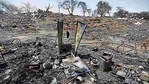 Around 1,000 shanties burnt down in Tughlaqabad.(Burhaan Kinu/HT) Around 1,000 shanties burnt down in Tughlaqabad.(Burhaan Kinu/HT)