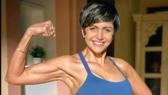 Mandira Bedi does 1,000 squats(Instagram/mandirabedi)