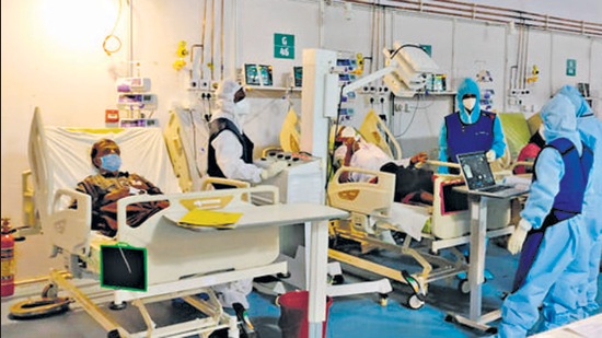 According to the complainants, despite objections being raised by the vigilance department of the civic body, the cleaning contract bills were processed. (Hindustan Times)