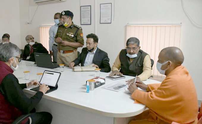CM Yogi Adityanath informed that states want to open their guest houses and various akharas want to open dharamshalas in Ayodhya. (Photo@CMOfficeUP)