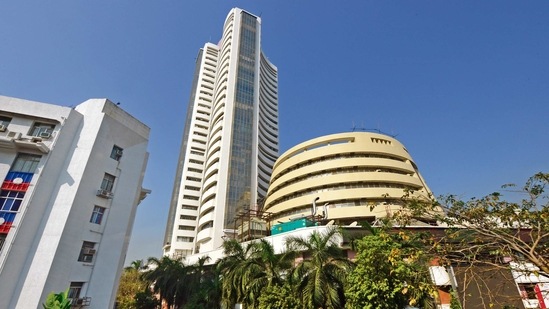 The BSE building in Mumbai. (HT Photo) The BSE building in Mumbai. (HT Photo)