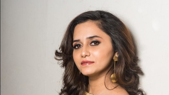 Priya Saraiya’s new song Pritam Ni is a fun, wedding track. Priya Saraiya’s new song Pritam Ni is a fun, wedding track.
