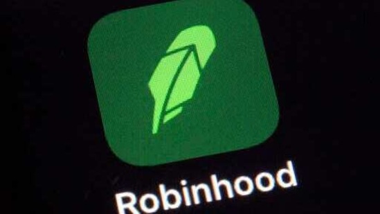 Robinhood provided little or no investment guidance to its users, and its customer service was limited to automated e-mails, according to the complaint. (AP) Robinhood provided little or no investment guidance to its users, and its customer service was limited to automated e-mails, according to the complaint. (AP)