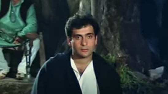 Rajiv Kapoor in a still from Ram Teri Ganga Maili. 