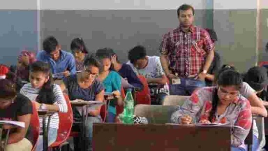 UP Boards 2019: Over 5 lakh students did not turn up for the exams (HT PHOTO) UP Boards 2019: Over 5 lakh students did not turn up for the exams (HT PHOTO)