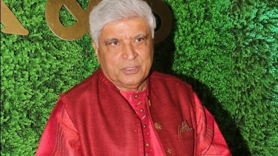 Javed Akhtar is working on three scripts and for the first time writing a short film. (HT PHOTO) Javed Akhtar is working on three scripts and for the first time writing a short film. (HT PHOTO)