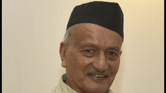 Maharashtra government doesn’t allow governor Koshyari to use state plane Maharashtra government doesn’t allow governor Koshyari to use state plane