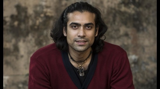 Jubin Nautiyal has announced a rooftop concert to raise funds for the victims of Uttarakhand’s recent glacier burst. (Photo: Satish Bate/HT) Jubin Nautiyal has announced a rooftop concert to raise funds for the victims of Uttarakhand’s recent glacier burst. (Photo: Satish Bate/HT)