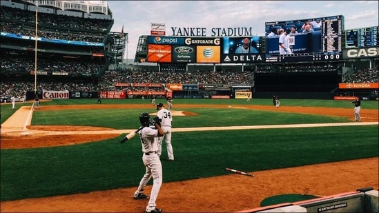 New York stadiums to reopen for sports, entertainment at 10% of normal capacity (Photo by Chanan Greenblatt on Unsplash) New York stadiums to reopen for sports, entertainment at 10% of normal capacity (Photo by Chanan Greenblatt on Unsplash)