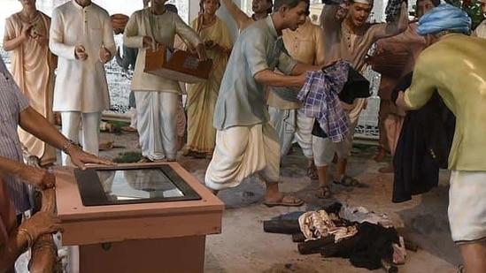 Wax statues are shown boycotting British clothes as part of the Swadeshi movement  at Phase-II of the Rashtrapati Bhavan Museum. The country’s only underground museum will be inaugurated by Prime Minister Narendra Modi on Monday and will open to the public on October 2. (Raj K Raj/HT Photo) 
