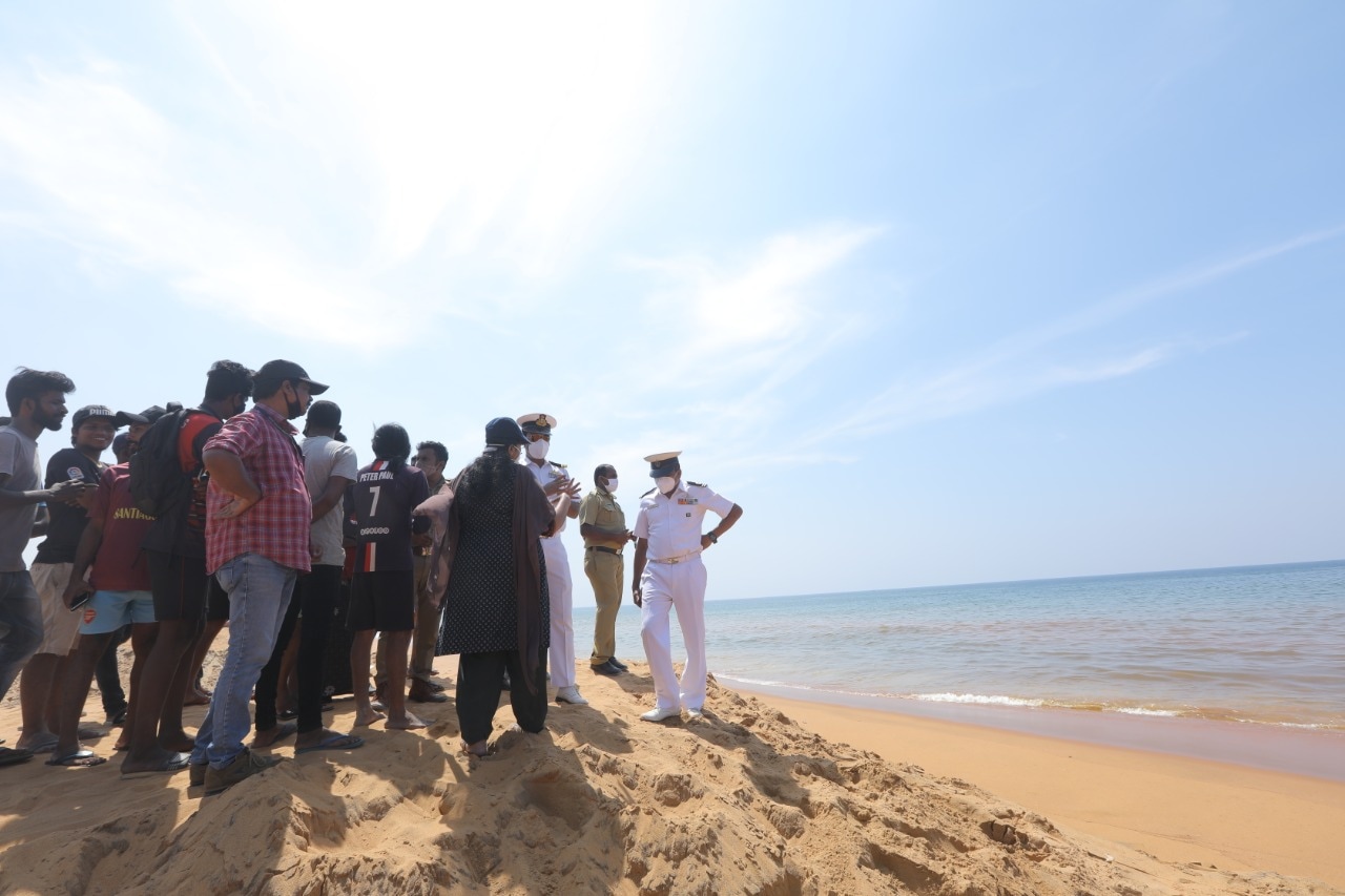 The Coast Guard’s help was also sought to clean up the beach and the sea. ﻿HT Photo by Vivek R Nair (HT Photo by Vivek R Nair)