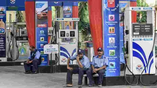On Friday, a litre of petrol was priced at <span class='webrupee'>₹</span>93.49 and diesel <span class='webrupee'>₹</span>83.99. (HT FILE)(HT File Photo)