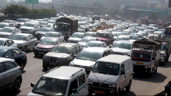 Heavy traffic jam on Gurugram- Delhi border at the expressway, in Gurugram. (File photo)