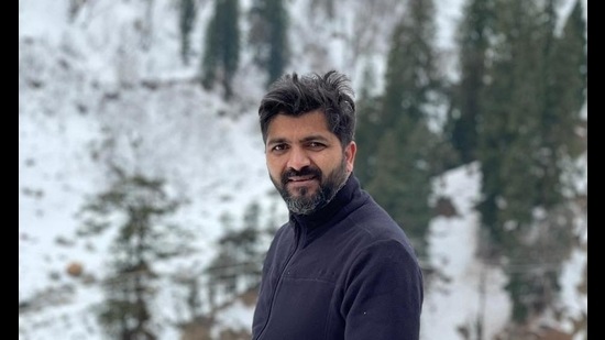 Chandan Sharma, travel blogger is an investment banker and have travelled across 34 countries and 20+ states in India in last 10 years. Chandan Sharma, travel blogger is an investment banker and have travelled across 34 countries and 20+ states in India in last 10 years.