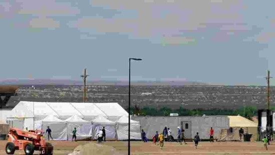 View of a temporary detention centre for illegal immigrant children and teenagers at Tornillo, Texas, US near the Mexico-US border, Mexico. (AFP file photo) View of a temporary detention centre for illegal immigrant children and teenagers at Tornillo, Texas, US near the Mexico-US border, Mexico. (AFP file photo)