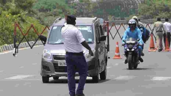 An ACP of the Delhi Traffic Police died in an accident(Sunil Ghosh / Hindustan Times (Representative)) An ACP of the Delhi Traffic Police died in an accident(Sunil Ghosh / Hindustan Times (Representative))