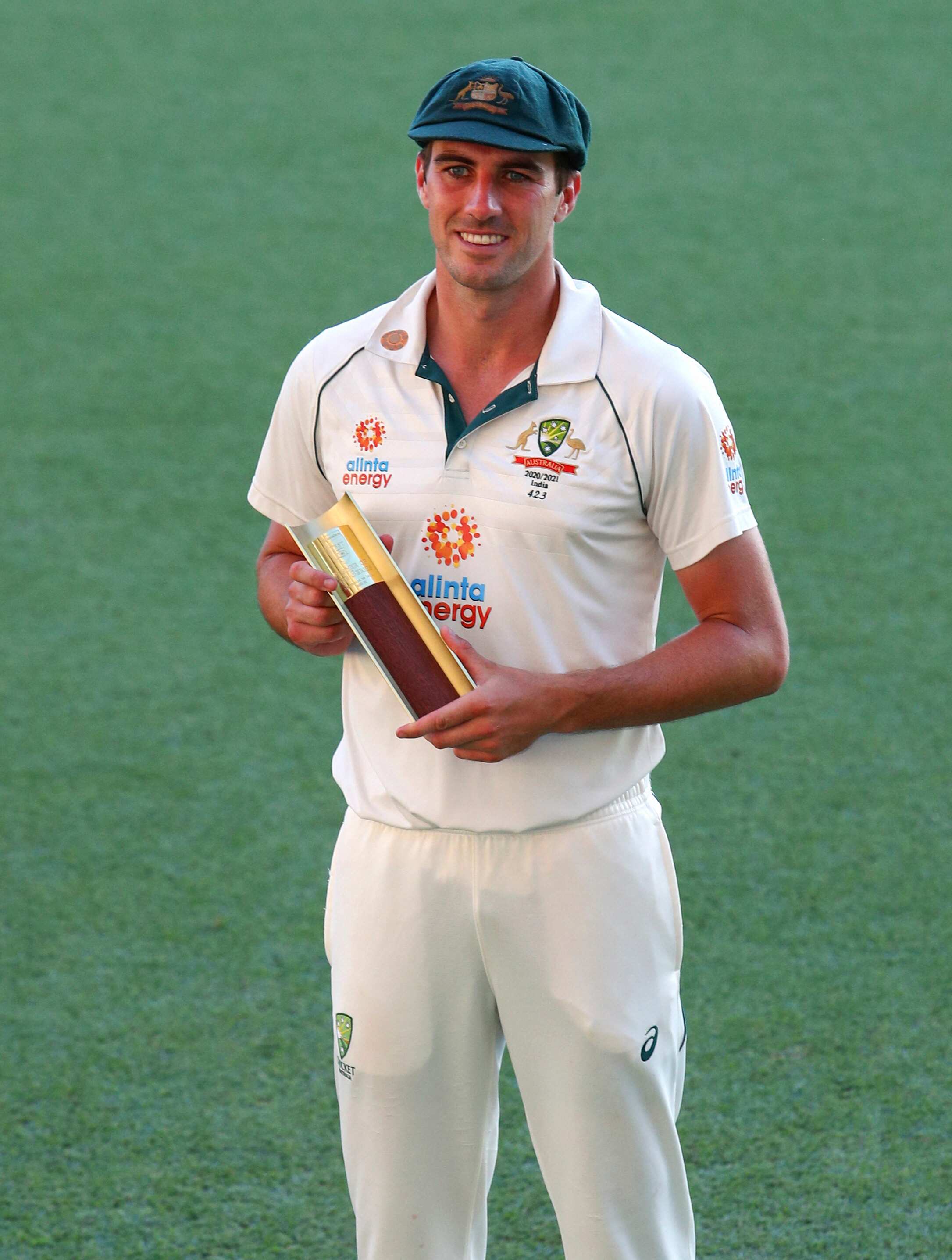 Australia's Pat Cummins holds his trophy for man-of-the-series after the fourth cricket test at the Gabba, Brisbane, Australia.(AP) Australia's Pat Cummins holds his trophy for man-of-the-series after the fourth cricket test at the Gabba, Brisbane, Australia.(AP)