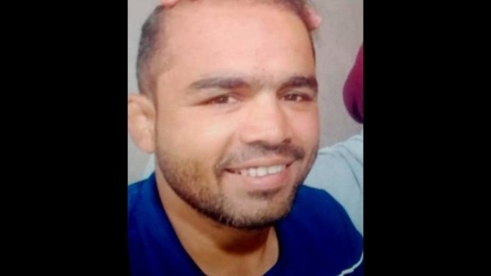 Accused Sukhvinder Singh, who had gunned down five persons, including a national-level wrestler, at Rohtak on Friday, (HT PHOTO) Accused Sukhvinder Singh, who had gunned down five persons, including a national-level wrestler, at Rohtak on Friday, (HT PHOTO)