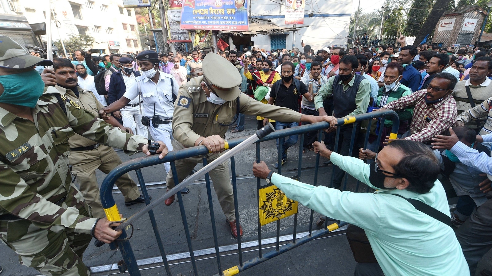 Bengal para-teachers hold protest march in Kolkata over pay hike stage sit-in for 5 hrs