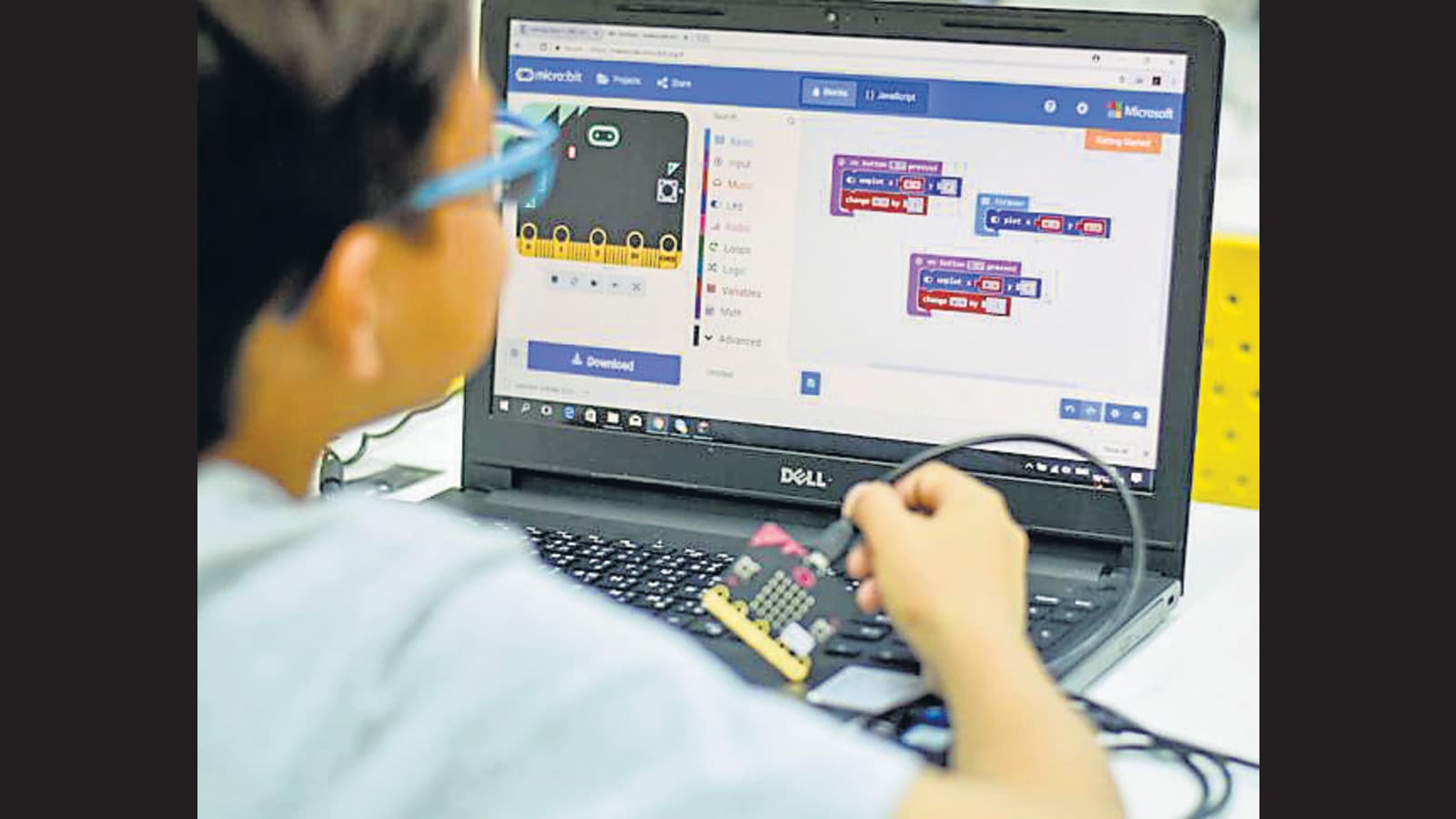  Coding courses for kids pick up amid pandemic, but experts raise red flags