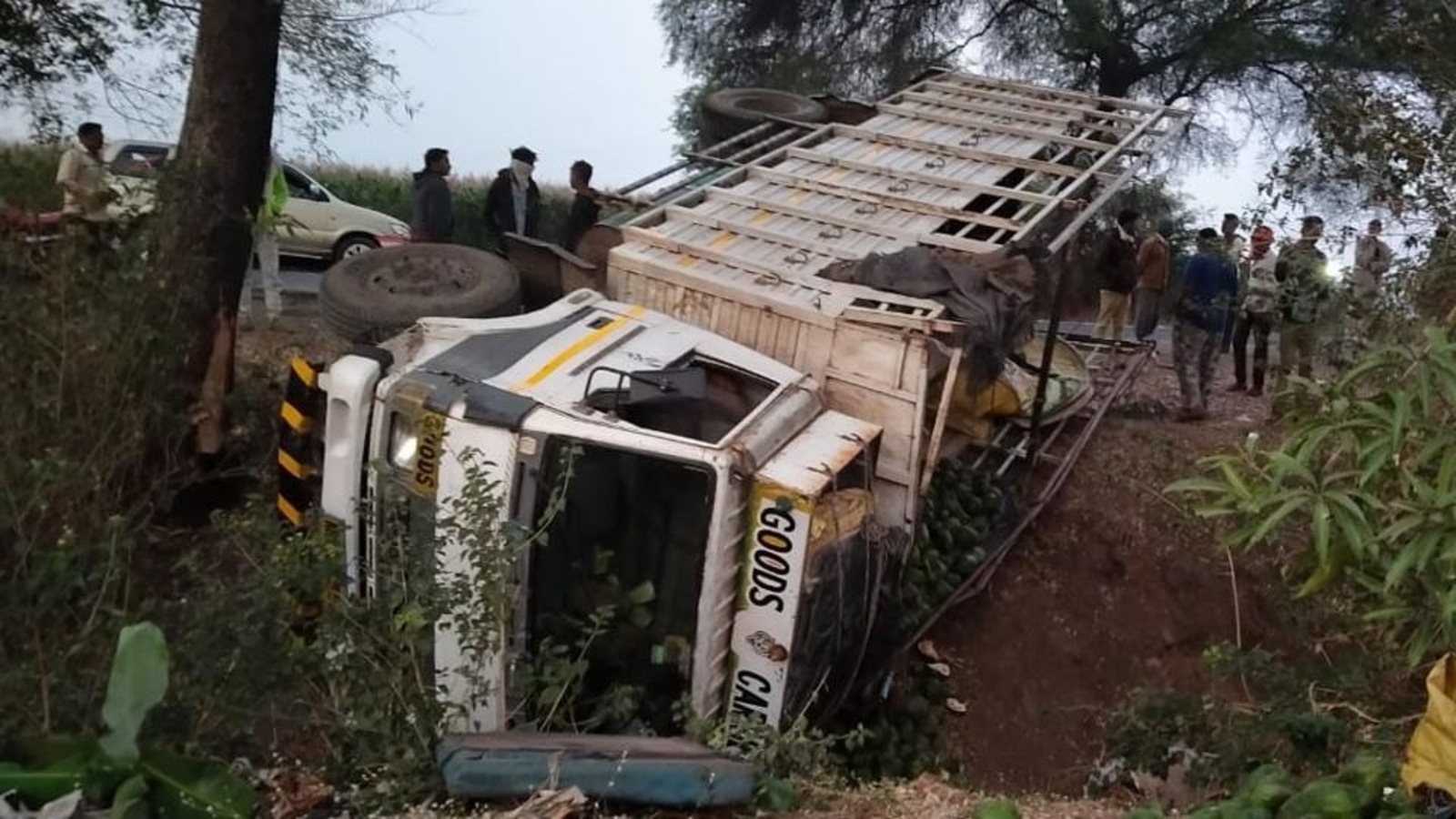 Maharashtra: 15 Killed, 5 Injured In Road Mishap; PM Condoles Death ...