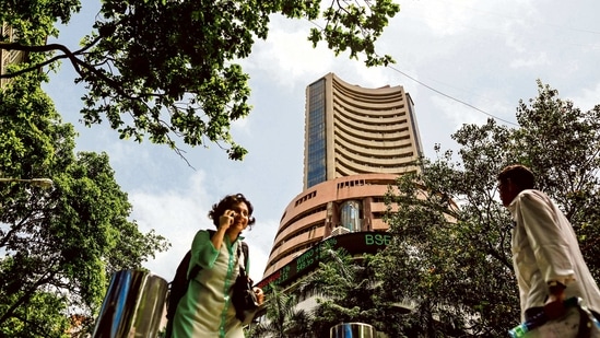 Equity MFs continued to face redemption pressure as investors rushed to book profits with the Sensex touching the 50,000-mark.bloomberg (MINT_PRINT) Equity MFs continued to face redemption pressure as investors rushed to book profits with the Sensex touching the 50,000-mark.bloomberg (MINT_PRINT)