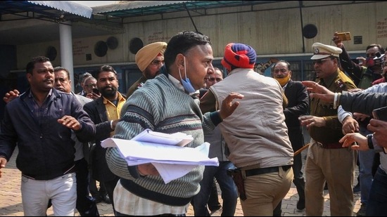 More than 150 unidentified people have been booked in three different cases for damaging EVMs and capturing booths during municipal elections in Samana and Patran. (Representational picture) More than 150 unidentified people have been booked in three different cases for damaging EVMs and capturing booths during municipal elections in Samana and Patran. (Representational picture)