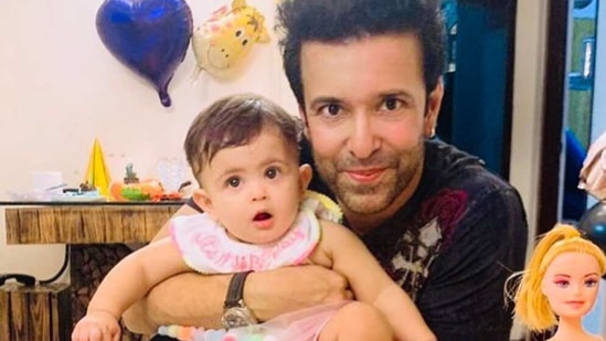 Aamir Ali has shared the first good look at his daughter.