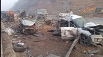 The pile-up that left five people dead and five others injured on Mumbai-Pune expressway near Khopoli early on Tuesday. (HT photo) The pile-up that left five people dead and five others injured on Mumbai-Pune expressway near Khopoli early on Tuesday. (HT photo)