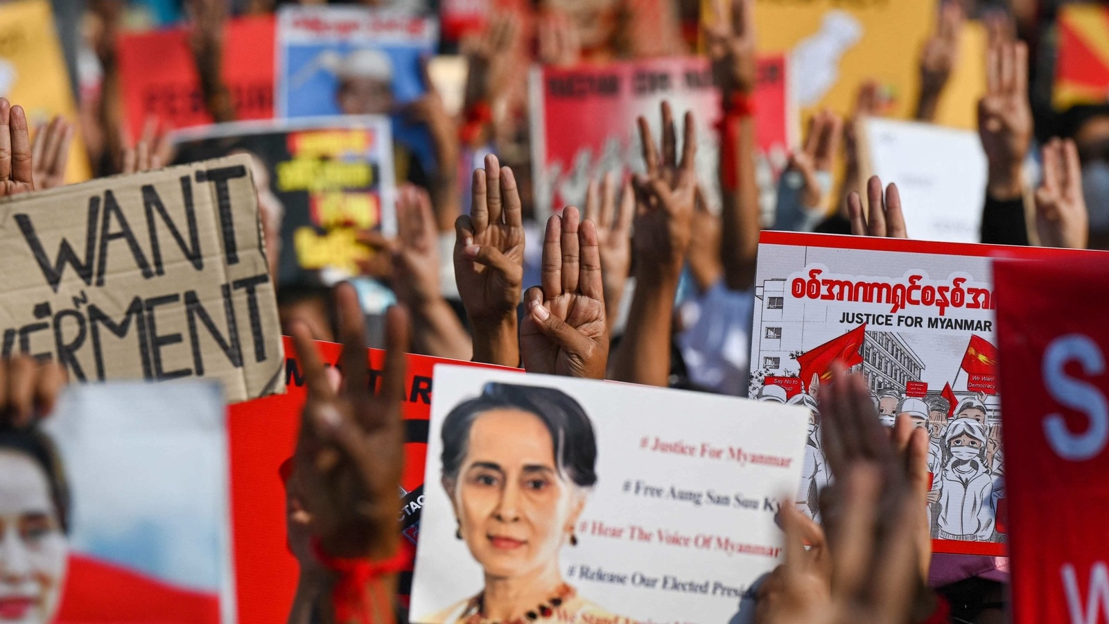 Myanmar S Suu Kyi Faces New Charge As Crackdown Intensifies Hindustan Times