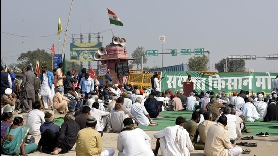Farmers Protest: In the wake of 'Rail Roko' agitation across India on February 18, farmers announced that major events in Punjab including Mahapanchayat have been postponed.