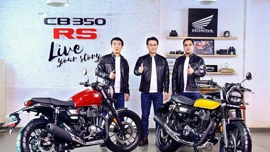 The CB350RS will be available across the 'Big Wing' network, the company's retail outlet for premium bike.(@adiljal/Twitter)