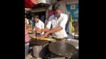 The video features a street vendor of the Shree Balaji Dosa shop at Mangaldas Market in Mumbai.(Facebook/@Street Food Recipes) The video features a street vendor of the Shree Balaji Dosa shop at Mangaldas Market in Mumbai.(Facebook/@Street Food Recipes)