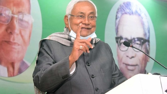 Bihar CM Nitish Kumar added that after their inoculation, people above the age of 50 and those below 50 and having serious illness will be vaccinated.(ANI file photo) Bihar CM Nitish Kumar added that after their inoculation, people above the age of 50 and those below 50 and having serious illness will be vaccinated.(ANI file photo)