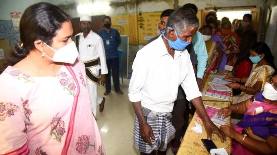 Villagers stand in a queue as Andhra Pradesh government holds panchayat elections on Saturday. (ANI) Villagers stand in a queue as Andhra Pradesh government holds panchayat elections on Saturday. (ANI)