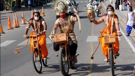 The Chandigarh Smart City Limited (CSCL) had initiated strategic action plans based on three broad principles of social media engagement, community involvement and implementation of pilot intervention at Sukhna Lake and in Sector 36 to promote cycling. (HT FILE PHOTO) The Chandigarh Smart City Limited (CSCL) had initiated strategic action plans based on three broad principles of social media engagement, community involvement and implementation of pilot intervention at Sukhna Lake and in Sector 36 to promote cycling. (HT FILE PHOTO)