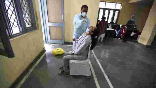 A total of 36 cases of hospitalisation and 29 cases of deaths were reported among those who have been vaccinated till 4 pm on February 16, the ministry said. (HT archive) A total of 36 cases of hospitalisation and 29 cases of deaths were reported among those who have been vaccinated till 4 pm on February 16, the ministry said. (HT archive)