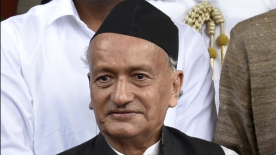 Last Thursday, the Thackeray government had denied permission to Koshyari (in pic) to use the state’s aeroplane to travel to Dehradun. (Kunal Patil/HT Photo) Last Thursday, the Thackeray government had denied permission to Koshyari (in pic) to use the state’s aeroplane to travel to Dehradun. (Kunal Patil/HT Photo)