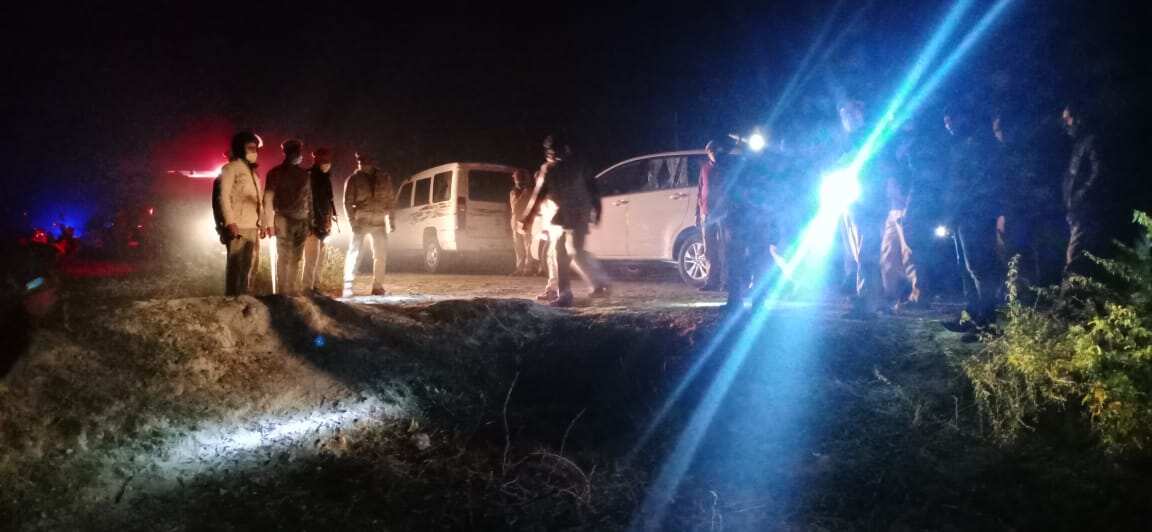 The police seen at the crime scene in UP. (HT Photo)