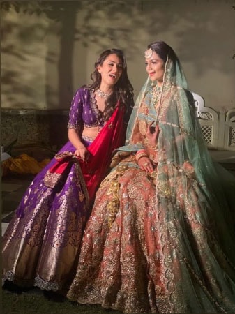 Mira Rajput with the bride. Mira Rajput with the bride.