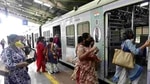 Mumbai locals will allow exam candidates with valid I-cards and hall tickets to board trains. (Photo: HT) Mumbai locals will allow exam candidates with valid I-cards and hall tickets to board trains. (Photo: HT)