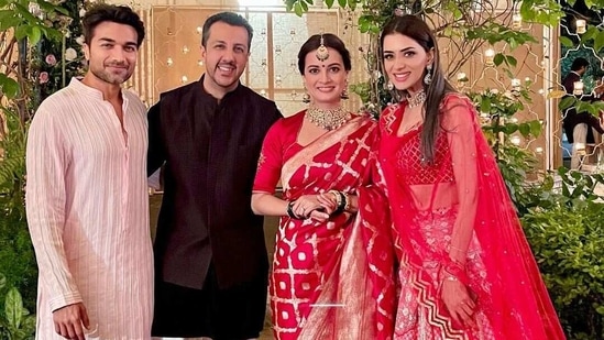 Smriti Khanna and Gautam Gupta with newlyweds Dia Mirza and Vaibhav Rekhi. Smriti Khanna and Gautam Gupta with newlyweds Dia Mirza and Vaibhav Rekhi.