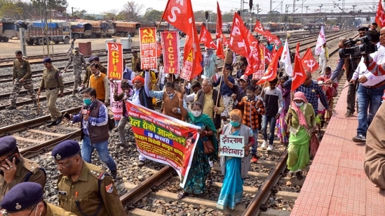 Communist Party of India (Marxist) (CPI-M) activists blocking a railway track during the "rail roko" demonstration in Ranchi on February 18.(PTI)