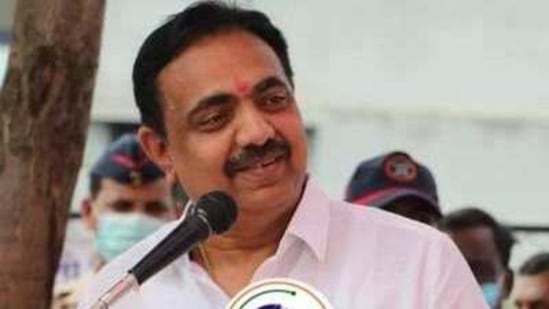 On Thursday, Maharashtra NCP chief Jayant Patil took to Twitter to confirm the news of his coronavirus infection. (TWITTER/@Jayant_R_Patil). On Thursday, Maharashtra NCP chief Jayant Patil took to Twitter to confirm the news of his coronavirus infection. (TWITTER/@Jayant_R_Patil).
