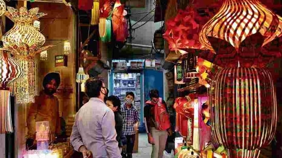 CAIT, over 40,000 traders' associations across the country will support the Bandh(PHOTO: Shivam Saxena/ HT)